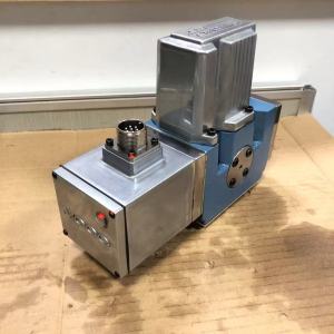 MOOG D661-4121E