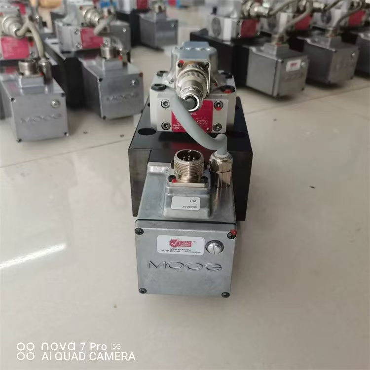 Valve service REF. MOOG D791-5055 S10JOQO5USB0-P - Image 3