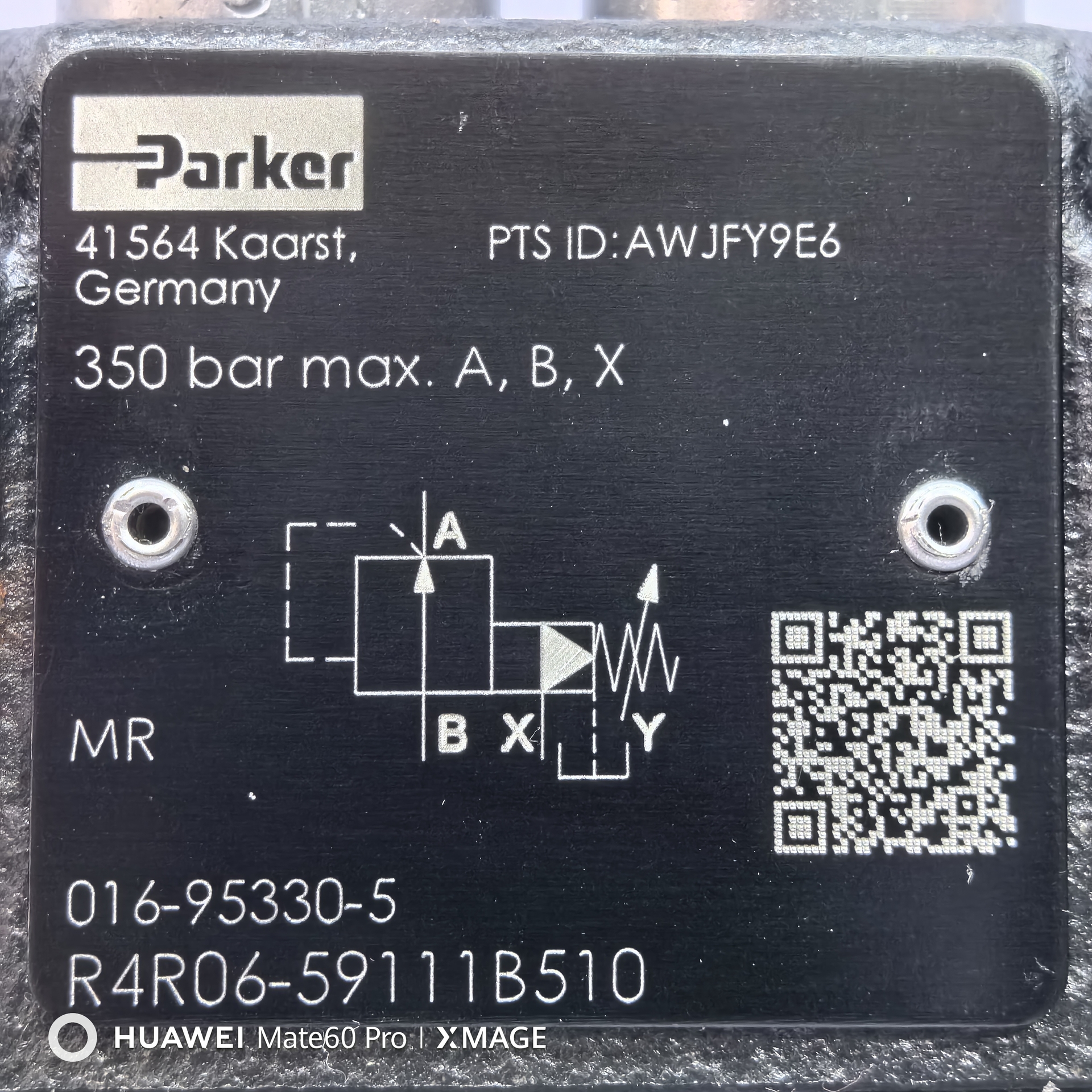 016-95330-5 R4R06-59111B510 Parker // Parker, Hydraulic Valve