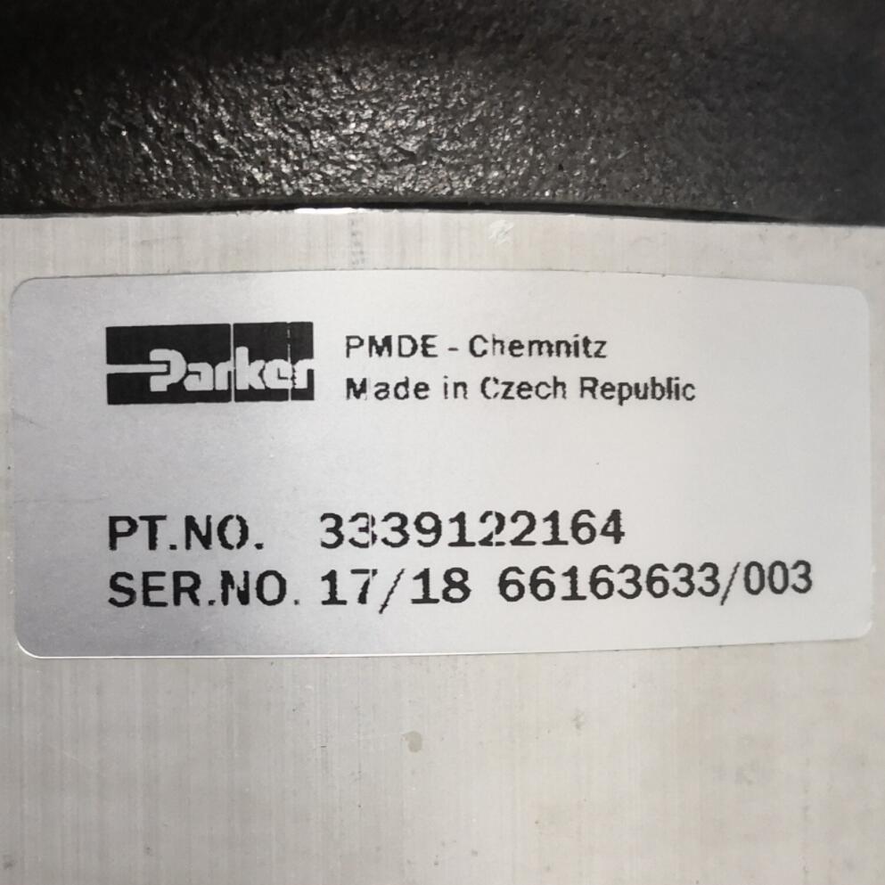3339122164 - Parker Hydraulic Pump