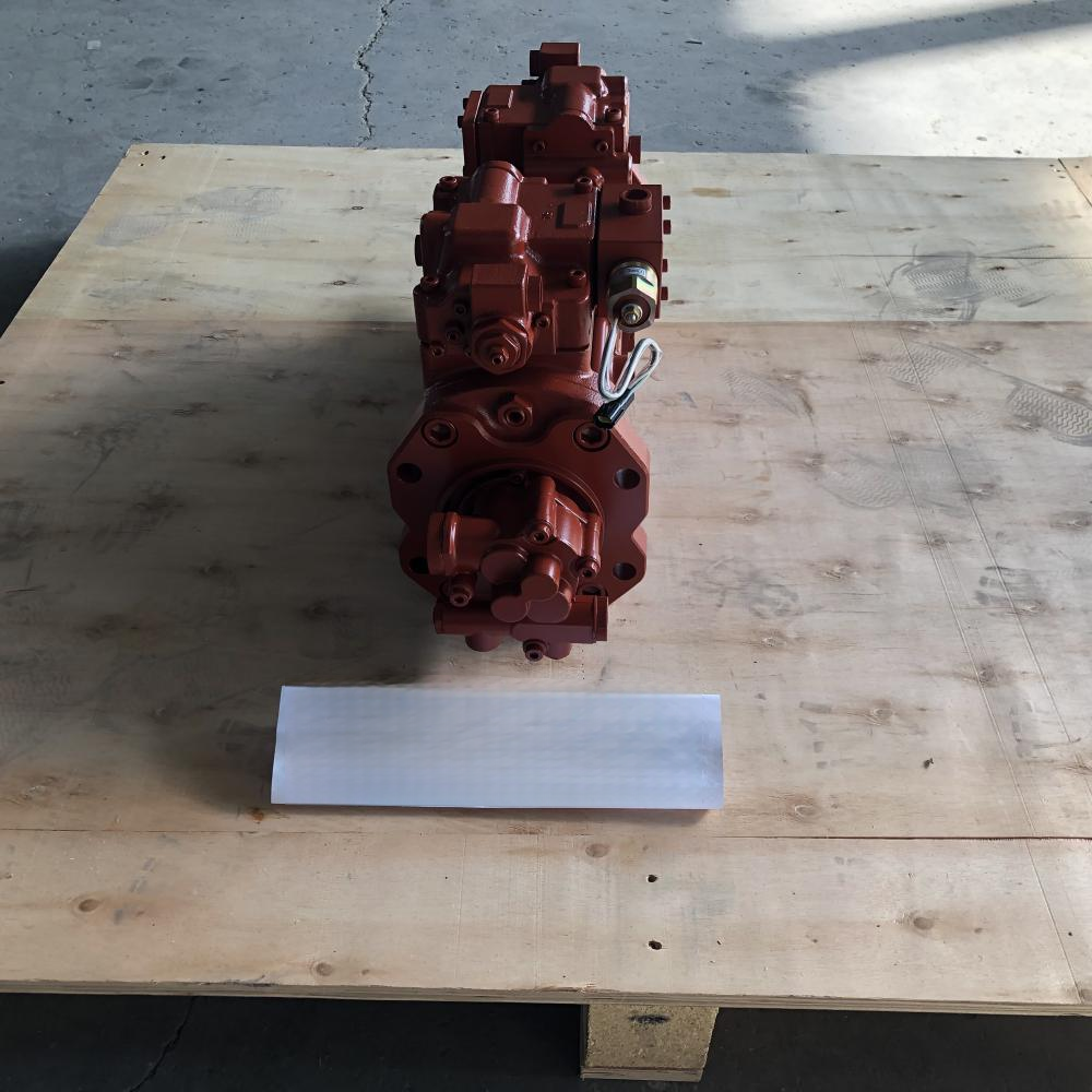 Excavator DH130-2 Hydraulic pump Main pump 2401-6228A - Image 3