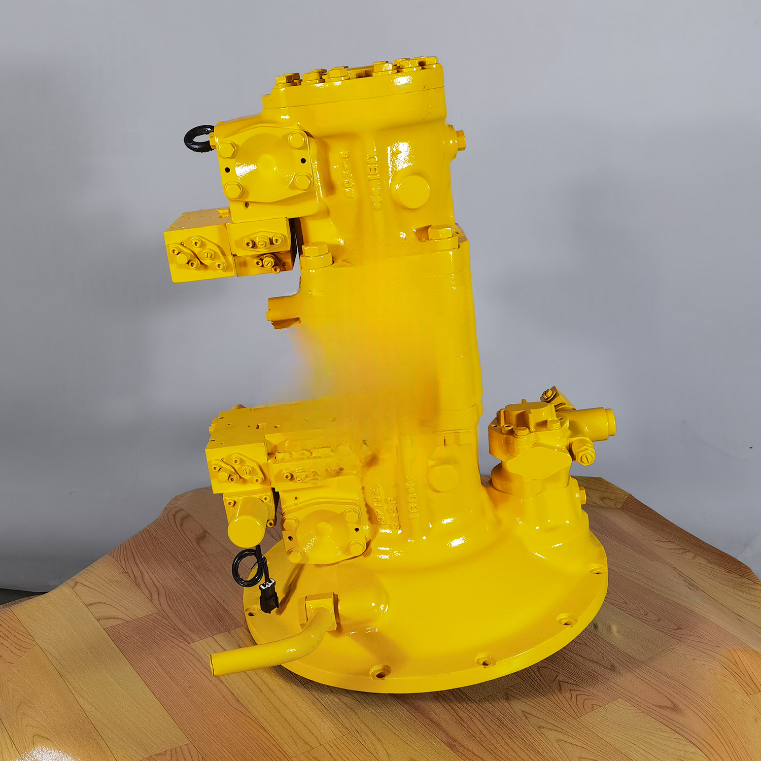 708-27-04023 Komatsu PC400-5 Hydraulic Pump - Image 3