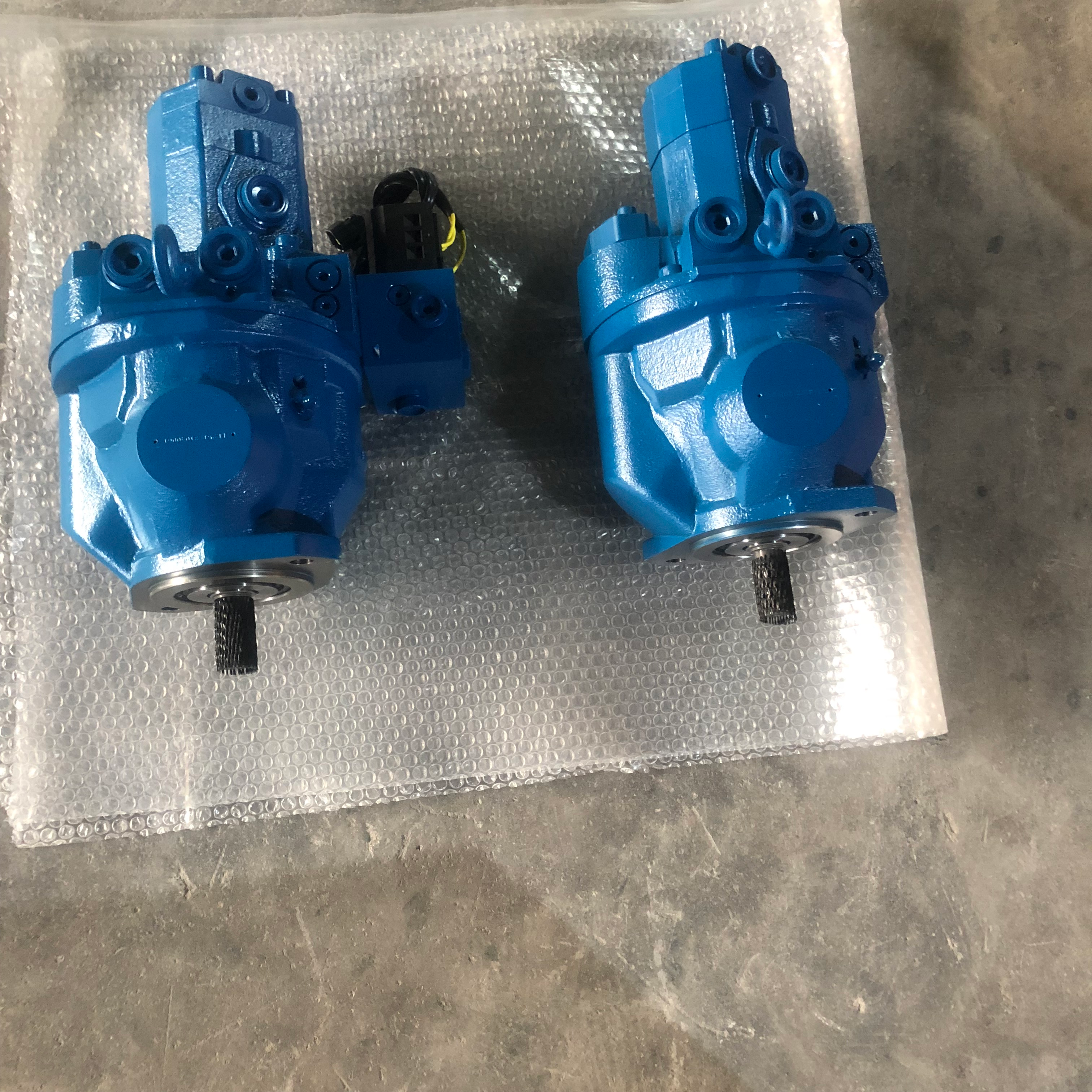 Doosan DH80 Hydraulic Pump F5VP2D28 Main Pump - Image 3