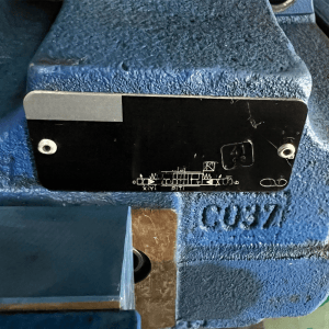 R901105489 4WRKE25R3-000S-33/6EG24K31/A5D3M-805