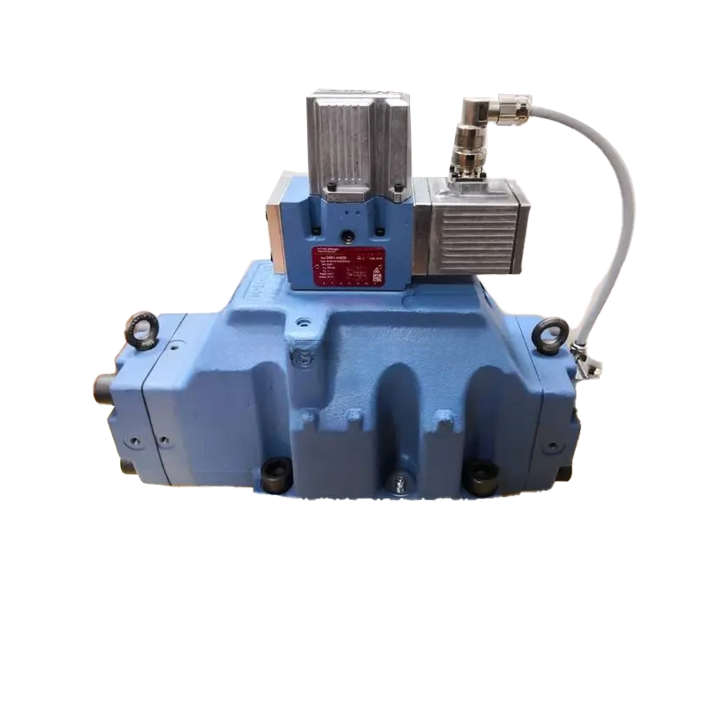 MOOG D665-4034 K15HAJM6SSM2-A Servo Valve In Stock - Image 2