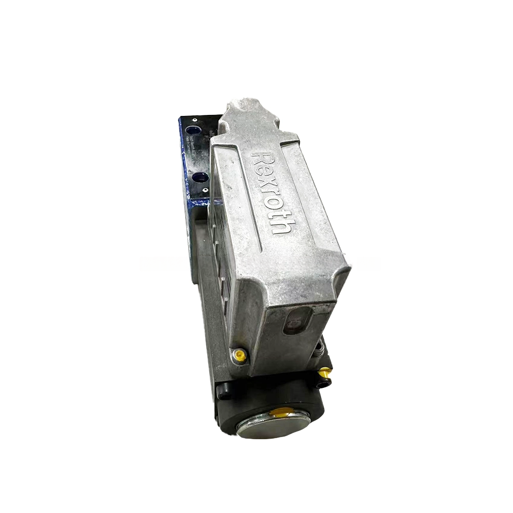 REXROTH R901526122 4WRPEH10C3B50L-3X/M/24F1 - Image 2