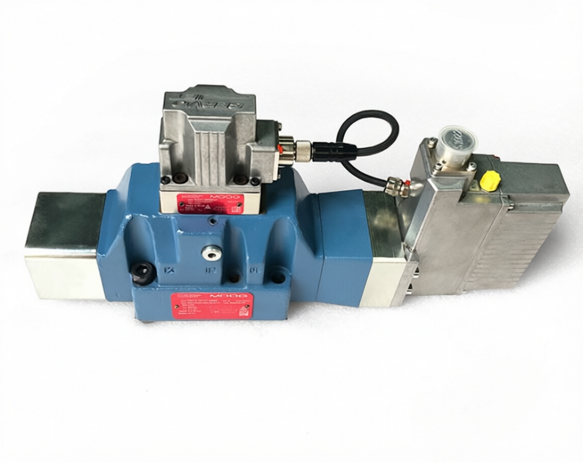 MOOG D672-0017-0002 G25JOCB6VSE2-BOS1A1 Pilot valve D061-9638DV In Stock Worldwide shipping - Image 2