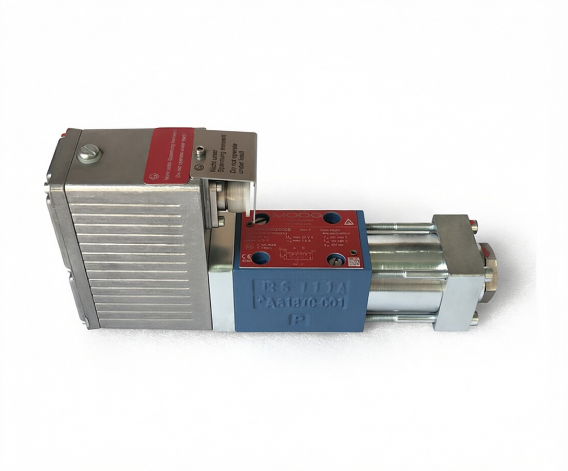 MOOG D633D2500B RXXKX1F0HSS2 Direct Drive Valve - Image 3