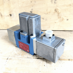 MOOG D661-4008