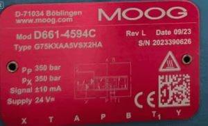 Moog D661-4594C nameplate: type G75KXAA5VSX2HA, serial 2023390626, Rev L date 09/23, Pp 350 bar, Px 350 bar, signal ±10 mA, supply 24 V DC, with CE mark, DataMatrix code and port row X T A P B T1 Y.